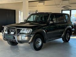 Grün Gebraucht 2003 Nissan Patrol SUV | 15.900 € (Etwas zu teuer)