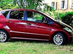 Rot Gebraucht 2009 Mercedes A170 Elegance Van / Kleinbus | 6.655 € (Etwas zu teuer)