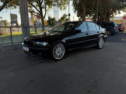 Schwarz Gebraucht 2001 BMW 330 M Sport Limousine | 16.500 €