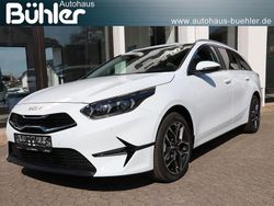 Experience grün metallic Neu 2025 Kia Ceed Sportswagon 2 Kombi | 23.450 € (Fairer Preis)