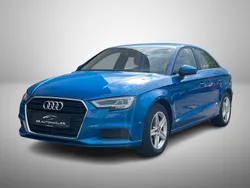 Arablau kristalleffekt Gebraucht 2020 Audi A3 Limousine | 18.200 € (Superpreis)