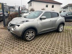 Silber Gebraucht 2016 Nissan Juke N-Connecta SUV | 7.399 € (Guter Preis)