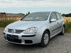 Silber Gebraucht 2005 VW Golf V Trendline Kleinwagen | 4.999 € (Fairer Preis)