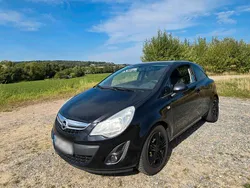 Schwarz Gebraucht 2011 Opel Corsa Kleinwagen | 3.100 € (Etwas zu teuer)