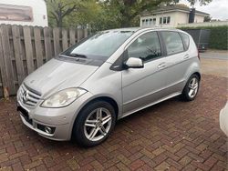 Silber Gebraucht 2009 Mercedes A180 Avantgarde Limousine | 3.999 € (Fairer Preis)