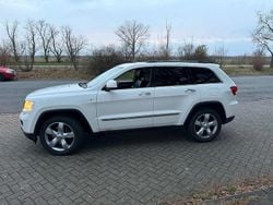 Weiß Gebraucht 2013 Jeep Grand Cherokee SUV | 15.000 € (Etwas zu teuer)