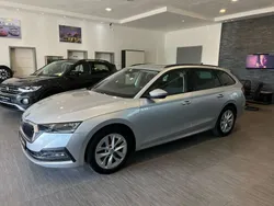 Silber Gebraucht 2021 Skoda Octavia Limousine | 18.485 € (Fairer Preis)
