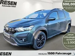 Gruen Neu 2025 Dacia Jogger Expression Kombi | 22.659 € (Fairer Preis)