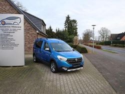 Blau Gebraucht 2019 Dacia Dokker Stepway Van / Kleinbus | 10.899 € (Fairer Preis)