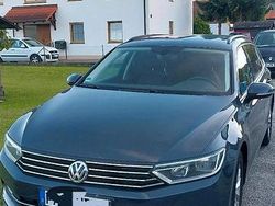 Grau Gebraucht 2016 VW Passat Kombi | 7.990 €