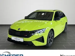 Grün Neu 2025 Skoda Octavia RS Kombi | 43.920 € (Fairer Preis)