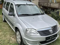 Grau Gebraucht 2010 Dacia Logan MCV Ambiance Kombi | 1.194 € (Superpreis)