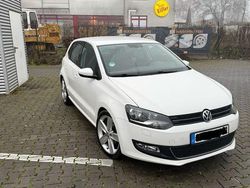 Weiß Gebraucht 2010 VW Polo Highline Limousine | 6.700 € (Fairer Preis)