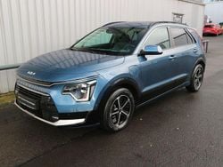 (m4b) mineral blue Gebraucht 2024 Kia Niro Spirit SUV | 31.990 € (Fairer Preis)