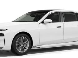 Weiß Neu 2025 BMW i7 Limousine | 115.700 € (Teuer)