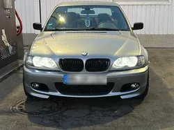 Grau Gebraucht 2004 BMW 318 Limousine | 4.000 €