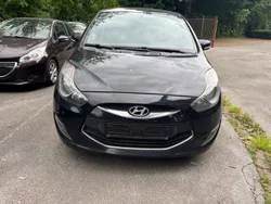 Schwarz Gebraucht 2011 Hyundai ix20 Comfort Van / Kleinbus | 4.499 € (Fairer Preis)