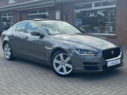 Grau Gebraucht 2016 Jaguar XE Limousine | 19.999 € (Fairer Preis)