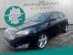 Schwarz Gebraucht 2017 Ford Focus Titanium Limousine | 11.381 € (Fairer Preis)