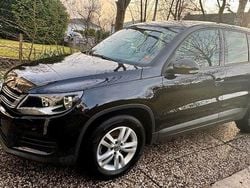 Schwarz Gebraucht 2016 VW Tiguan SUV | 13.499 € (Superpreis)