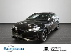 Mitternachtschwarz Gebraucht 2023 Seat Leon Limousine | 29.490 € (Teuer)