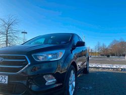 Gebraucht 2017 Ford Escape SUV | 7.000 €