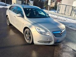 Grau Gebraucht 2009 Opel Insignia Kombi | 2.700 € (Guter Preis)