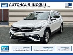 Weiß pure white Gebraucht 2023 VW Tiguan Allspace Life SUV | 29.980 € (Fairer Preis)