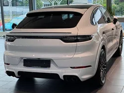 Weiß Gebraucht 2022 Porsche Cayenne Platinum Edition SUV | 81.900 € (Guter Preis)