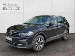 Schwarz Gebraucht 2024 VW Tiguan Life SUV | 34.990 € (Superpreis)