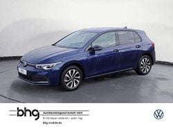 Blau Gebraucht 2023 VW Golf VIII | 22.460 € (Guter Preis)