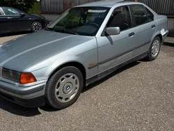 Silber Gebraucht 1998 BMW 318 Limousine | 998 €