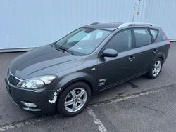 Grau Gebraucht 2010 Kia Ceed Sportswagon Vision Kombi | 2.990 € (Guter Preis)