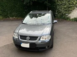 Grau Gebraucht 2006 VW Touran Trendline Van / Kleinbus | 1.000 € (Superpreis)