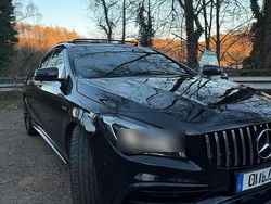 Schwarz Gebraucht 2018 Mercedes CLA45 AMG AMG Limousine | 29.500 € (Fairer Preis)