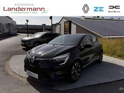 Black pearlschwarz metallic (metallic) Gebraucht 2021 Renault Clio V Intens Kleinwagen | 13.990 € (Fairer Preis)