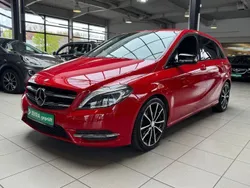 Rot Gebraucht 2012 Mercedes B200 Avantgarde Van / Kleinbus | 12.890 € (Etwas zu teuer)