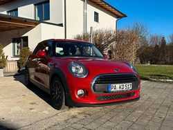 Rot Gebraucht 2016 Mini ONE Kleinwagen | 9.499 € (Fairer Preis)