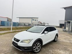 Weiß Gebraucht 2016 Seat Leon X-Perience 4Drive Kombi | 10.799 € (Fairer Preis)