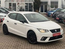 Weiß Gebraucht 2018 Seat Ibiza Reference Limousine | 9.950 € (Guter Preis)