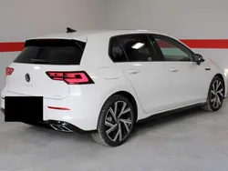 Weiß Gebraucht 2021 VW Golf VIII R-line Limousine | 29.500 € (Fairer Preis)