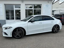 Digitalweiss metalliclack Gebraucht 2022 Mercedes A200 AMG line Limousine | 27.850 € (Fairer Preis)