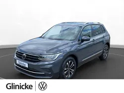 Grau Gebraucht 2021 VW Tiguan United SUV | 29.880 € (Etwas zu teuer)