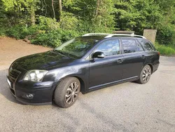 Schwarz Gebraucht 2009 Toyota Avensis Team Kombi | 2.750 € (Guter Preis)