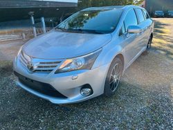 Gebraucht 2015 Toyota Avensis Executive Kombi | 6.800 € (Guter Preis)