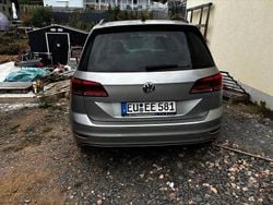 Grau Gebraucht 2018 VW Golf Sportsvan Join Van / Kleinbus | 12.499 € (Guter Preis)