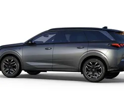 Titan grau metallic Neu 2025 Peugeot 5008 GT Van / Kleinbus | 38.898 € (Superpreis)
