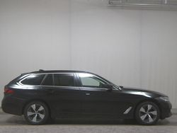 Schwarz Gebraucht 2021 BMW 520 Performance Kombi | 25.480 € (Guter Preis)