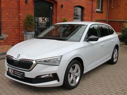 Weiß Gebraucht 2019 Skoda Scala Style Kleinwagen | 17.600 € (Fairer Preis)