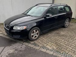 Schwarz Gebraucht 2010 Volvo V50 Kombi | 2.100 €